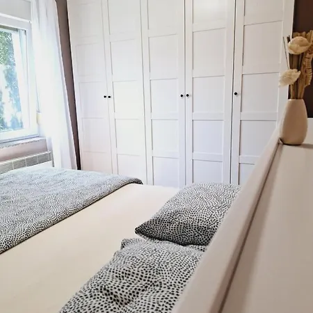 Veronica Appartement *